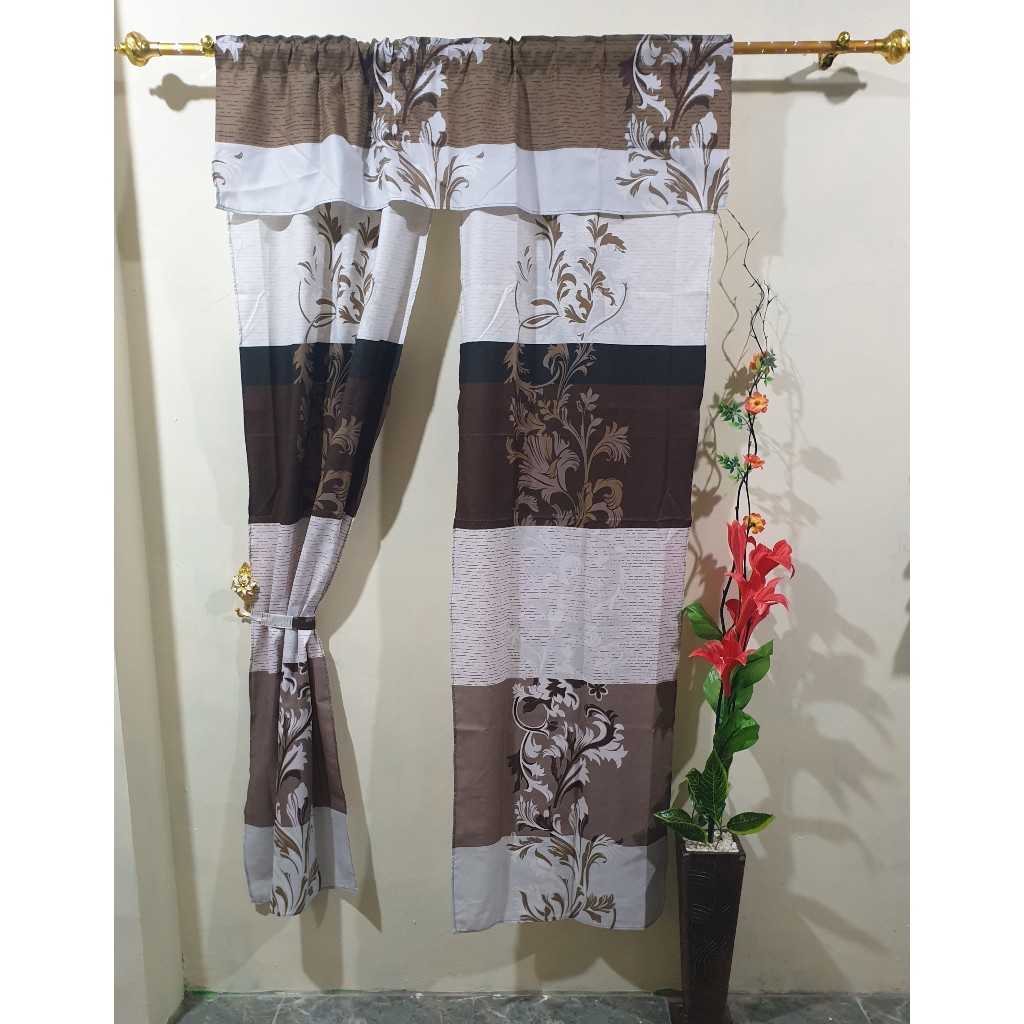 GORDEN PINTU BELAH TENGAH