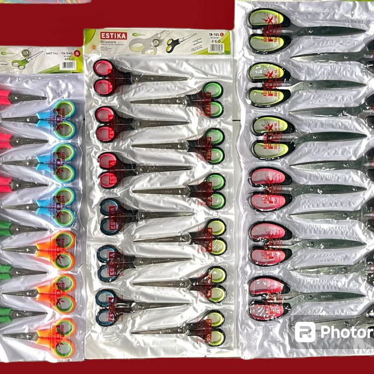 

GUNTING RENTENG BULAT WARNA , SATU RENTENG 12pcs