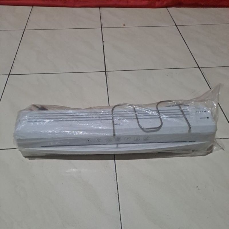 

Deli Laminator
