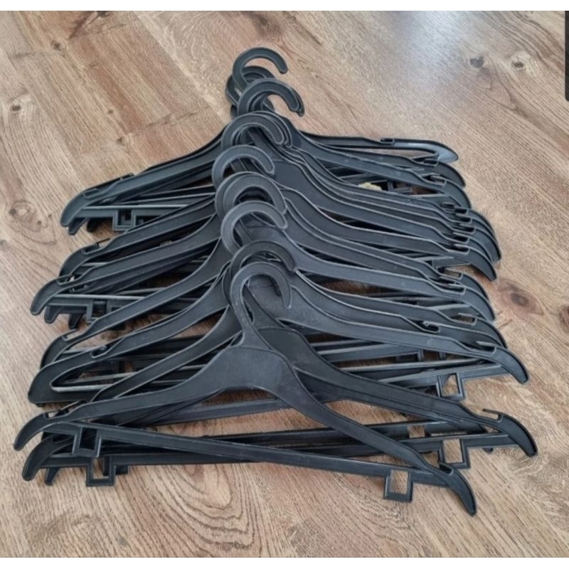 Gantungan baju dewasa bekas laundry (10pcs)