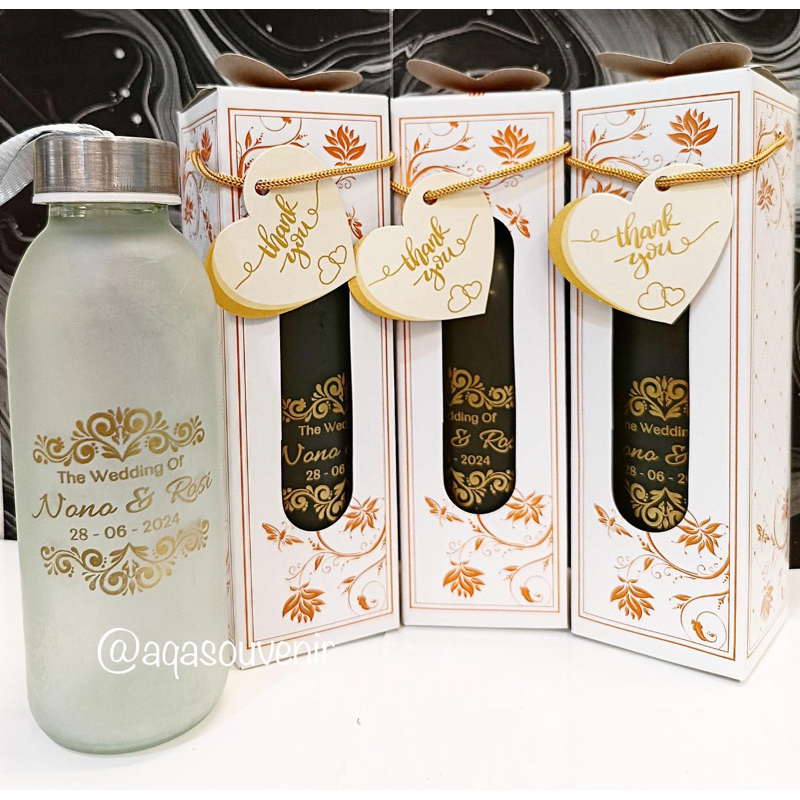 SOUVENIR BOTOL KACA DOFF CUSTOM KEMAS BOX/ SOUVENIR PERNIKAHAN /  SOUVENIR WEDDING / SOUVENIR ULANG 