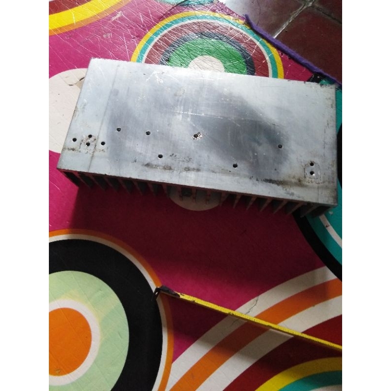 pendingin heatsink transistor power amplifier  toshiba tip sanken