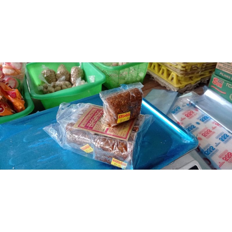 

Sambal bumbu pecel bagindo 65gr ekonomis, sambal pecel makanan halal BPOM