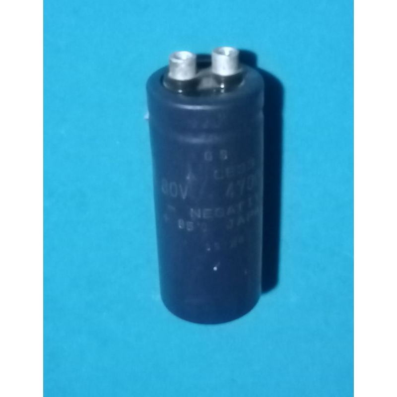 elco 80V 4700uf T 8.3cm D 3.5cm