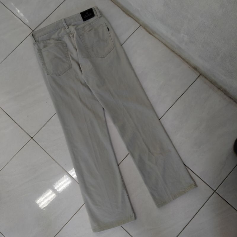 jeans BOBSON not UNIQLO