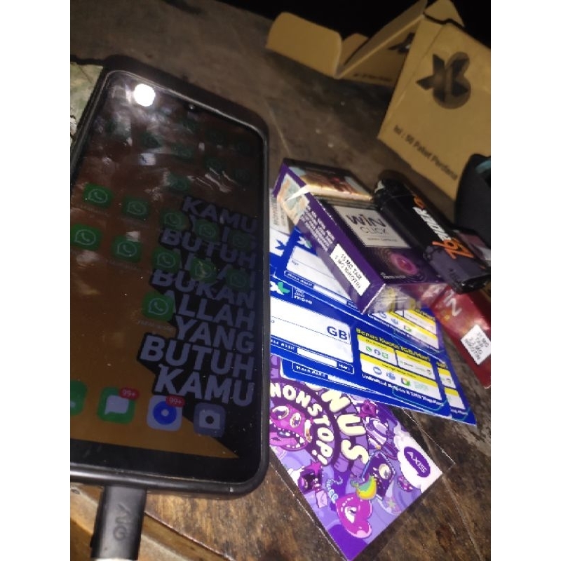 kartu bekas eXL, AkSIS, ISAT