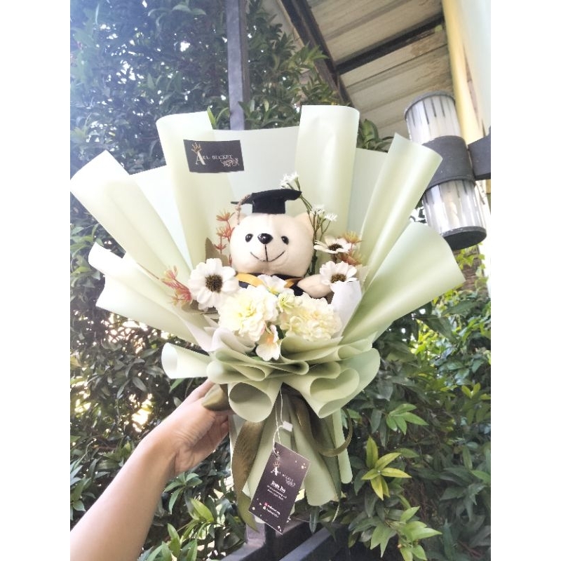 

BUKET WISUDA BONEKA/BUKET WISUDA SNACK MIX BONEKA