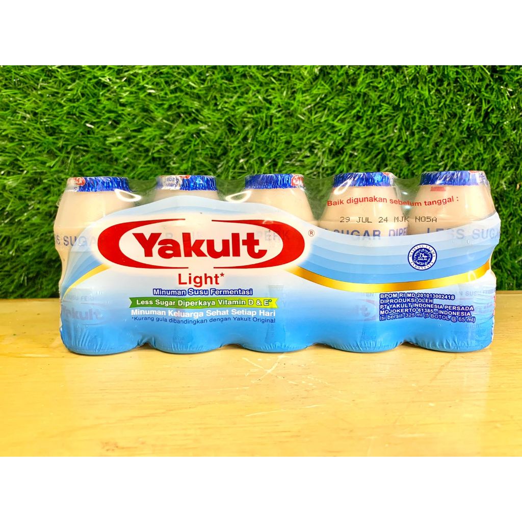 

Yak*lt Minuman Susu Fermentasi Less Sugar 325ml