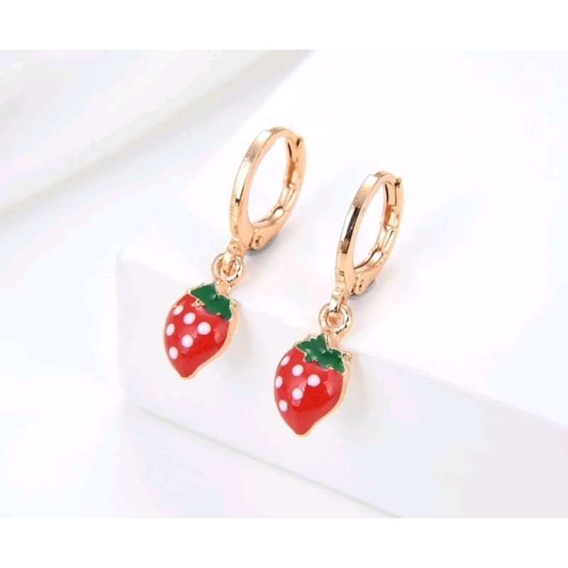 Anting Anak perempuan motif strawberry