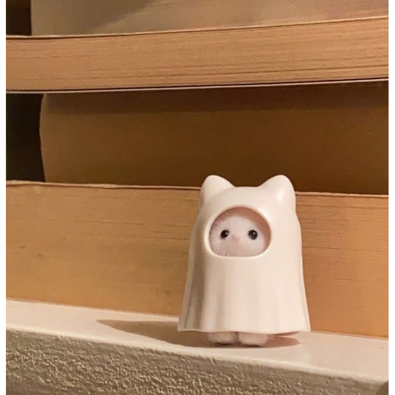 Sylvanian Families Ghost Cat