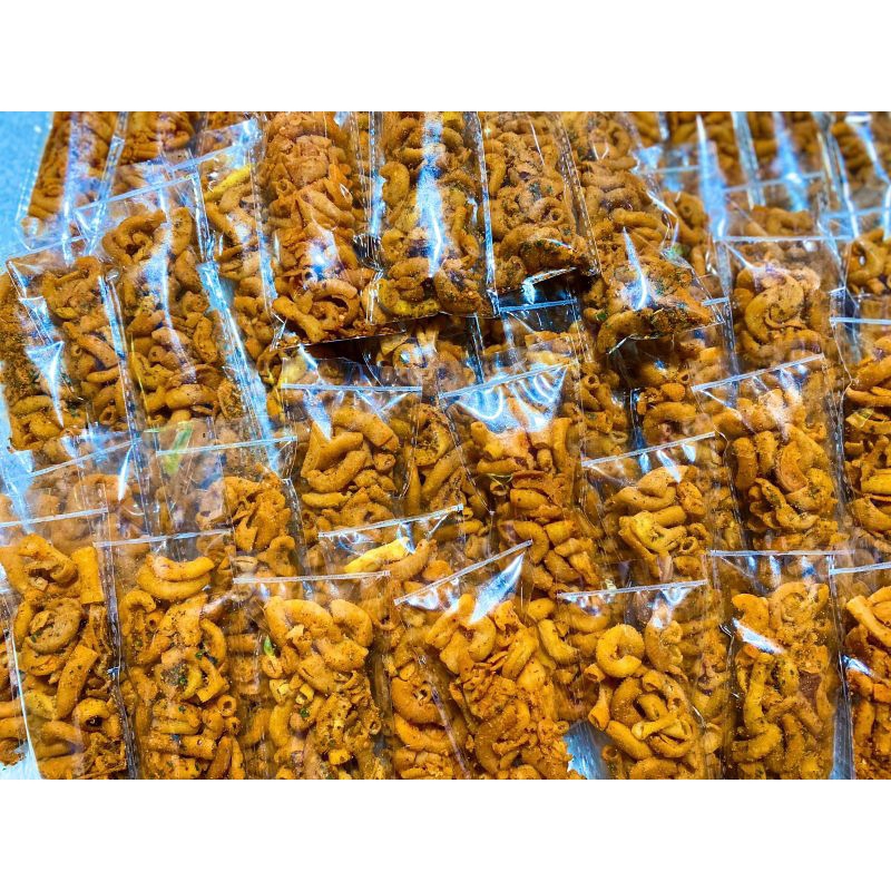 

Makaroni kriuk 38 pcs bonus 1 pcs