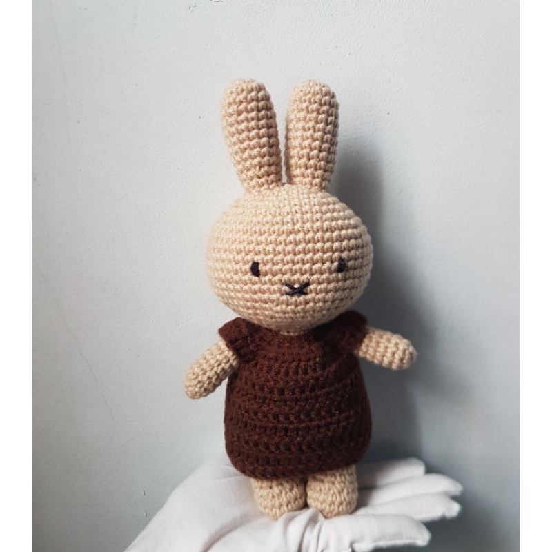 Boneka rajut Mini Bunny / amigurumi mini bunny
