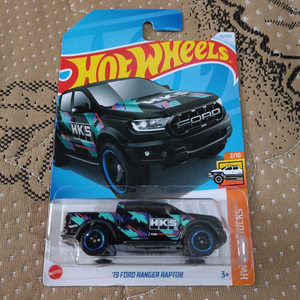 Hot Wheels 19 Ford Ranger Ranger hitam