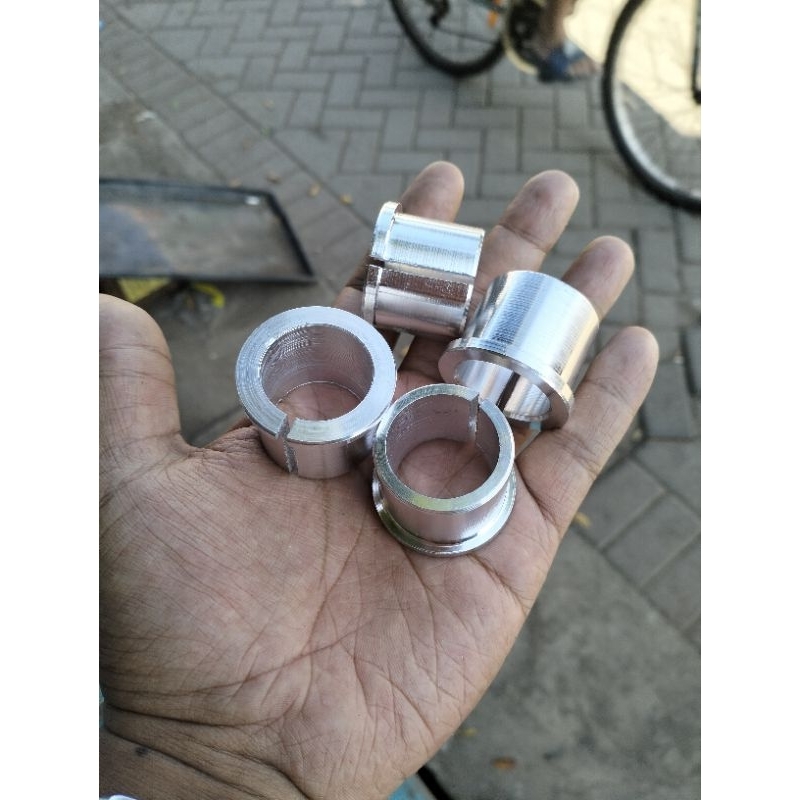 bosing ring shok as 26 ke 30 /ring boshing Satria Fu ke as 30