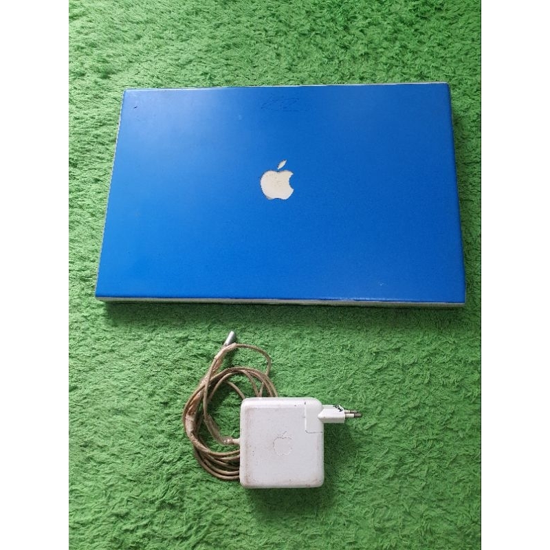 macbook pro 17inch rusak