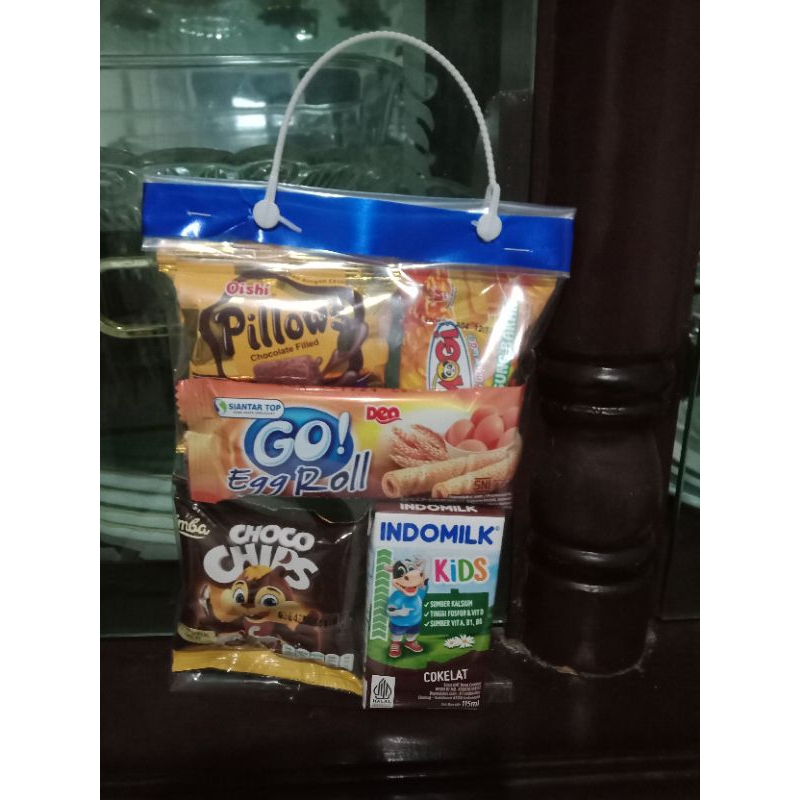 

Paket Snack Ulang Tahun Anak (Tentengan Pita)