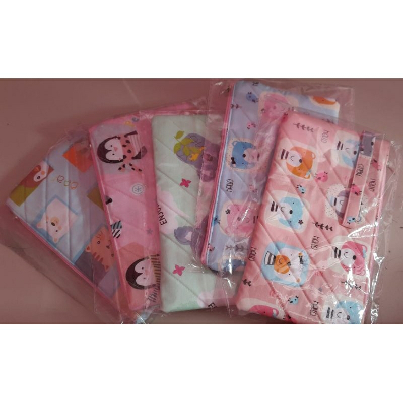 

Pouch/Tempat Pensil/Tempat Make Up Murah