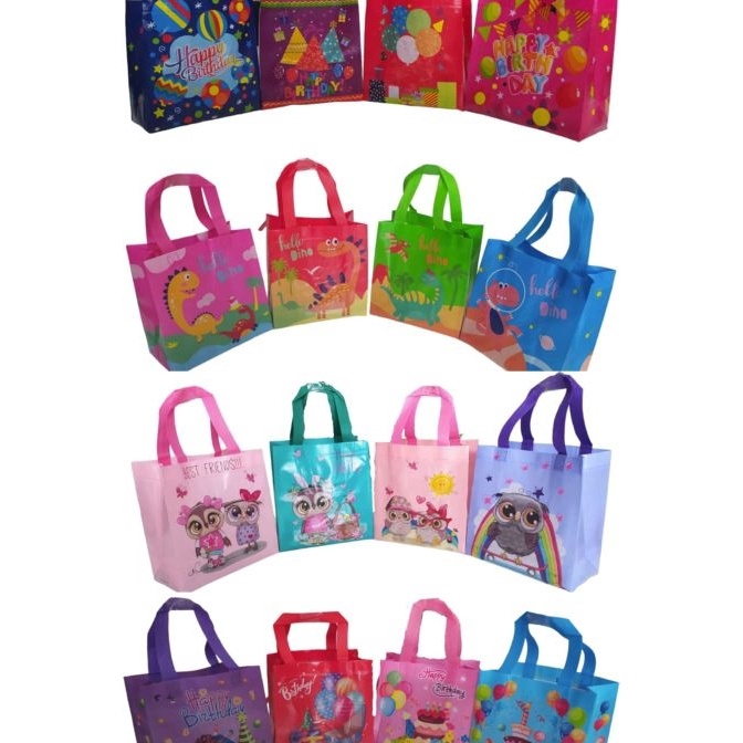 

KF7 Goodie bag karakter Anak Lusinan isi 12 22x23x11 Tas kado Tas promosi Tas hampers Tas ultah jerapa mix