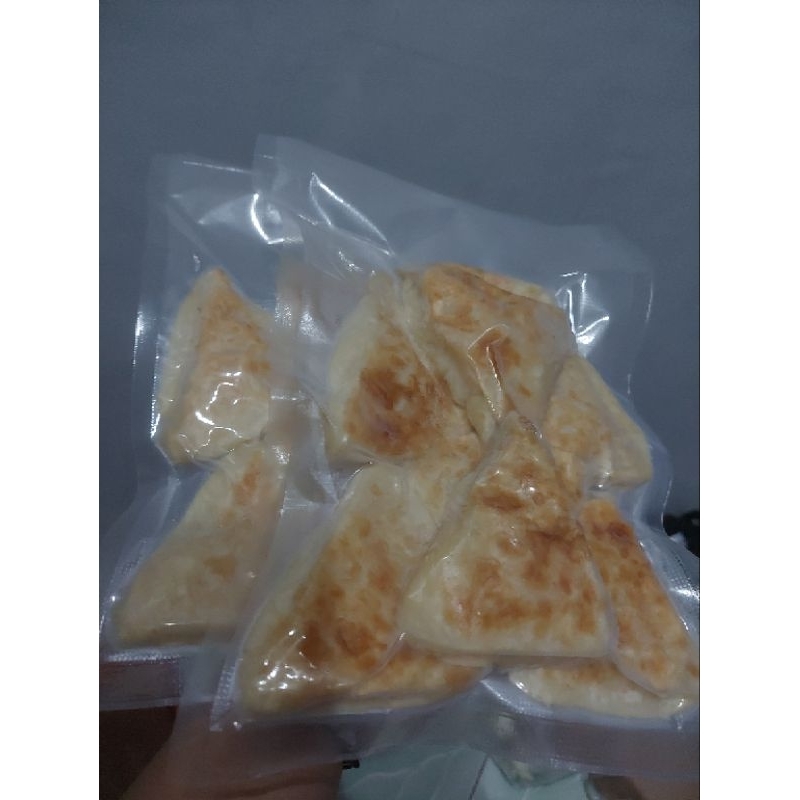 

MARTABAK BIHUN (FROZEN) isi 8