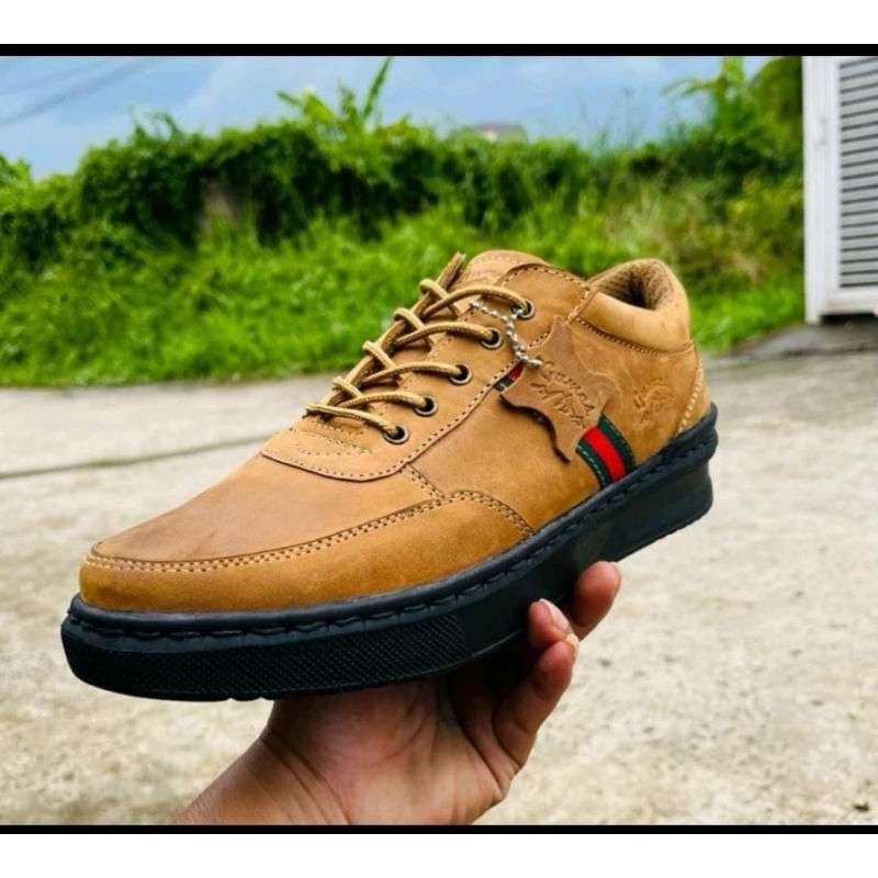 SEPATU CASUAL KULIT | GUMES |
