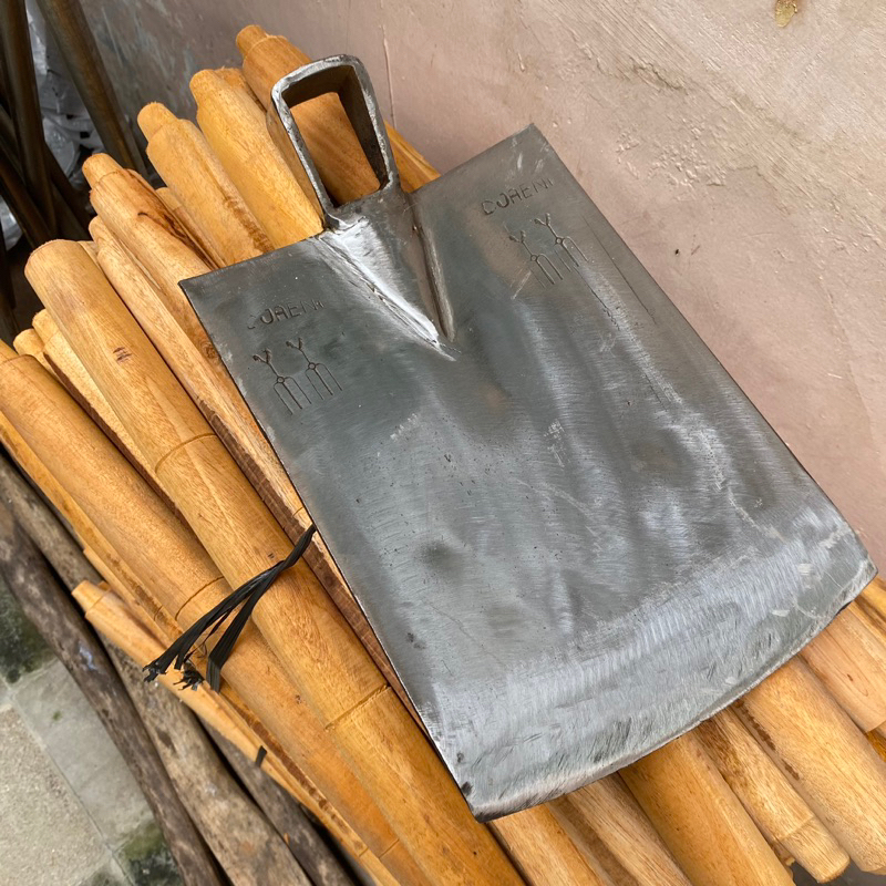 Cangkul baja asli Blitar anti lengket super Tebal dan tajam - Cangkul baja putih Buat pertanian Berk