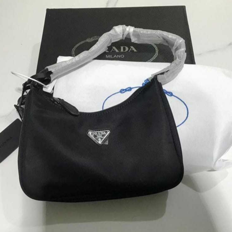 Tas Pundak Wanita Branded Original Re-edition 2000 Nylon Mini Hobo Nylon Bag Black Hitam Original As