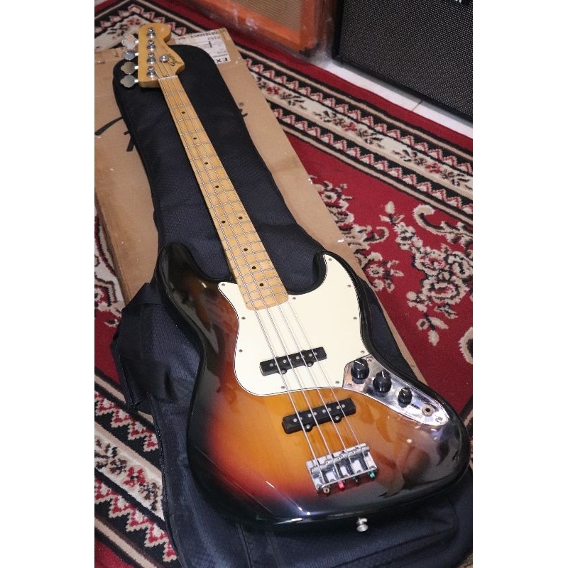 Fender Jazz Bass Standard Series Made in Mexico Tahun 2014