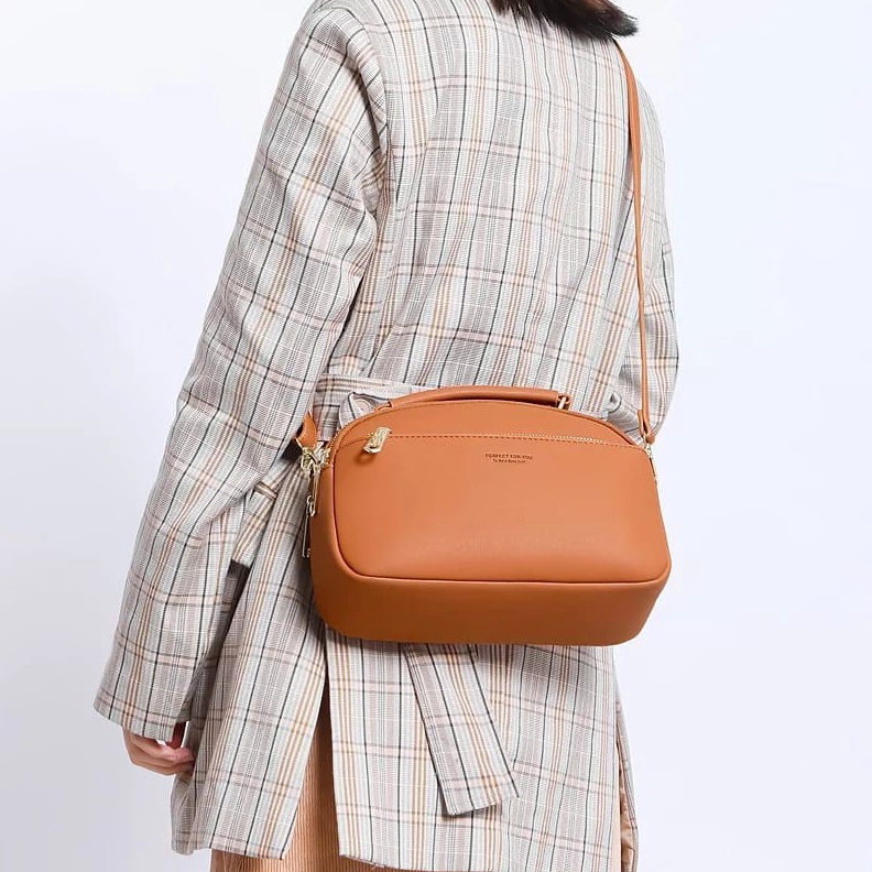 MAKSIMAL AZAHRA TAS OVAL  TAS SELEMPANG WANITA