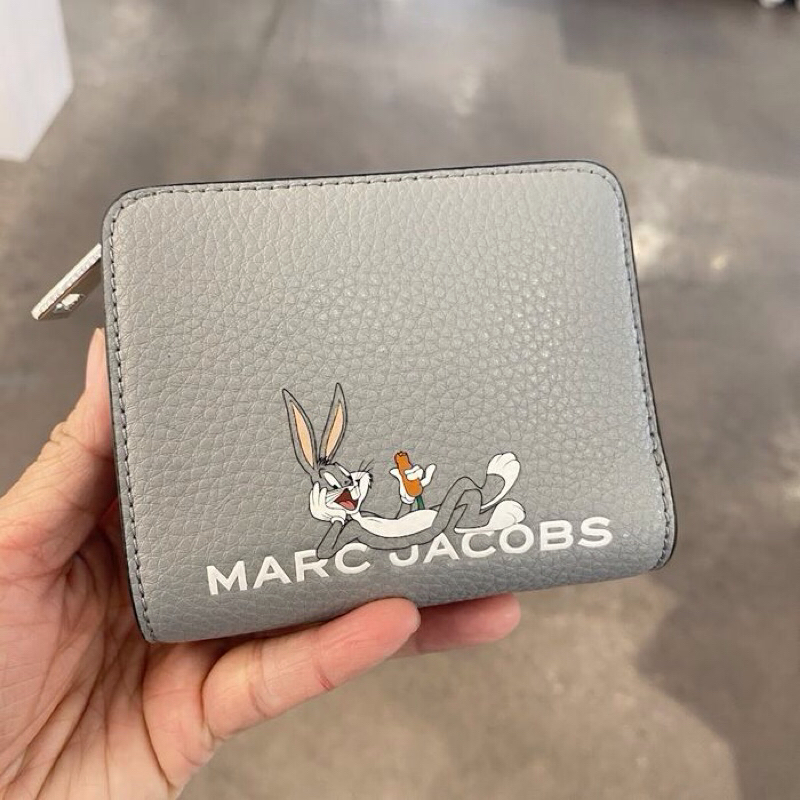 DOMPET KARTU CARD CASE MJ THE GROOVE SMALL BIFOLD WALLET LOONEY TUNES