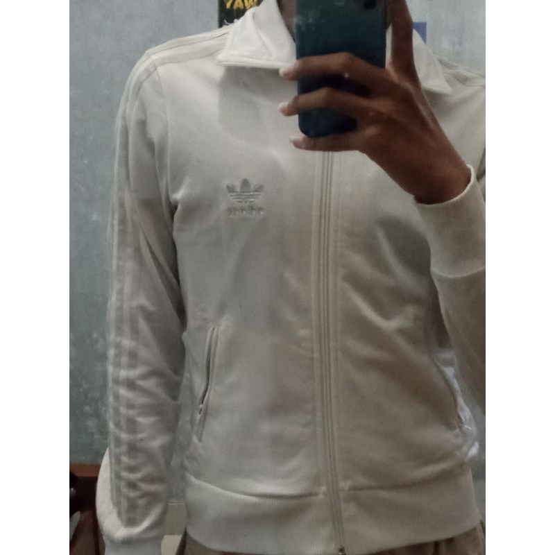 tc adidas big logo