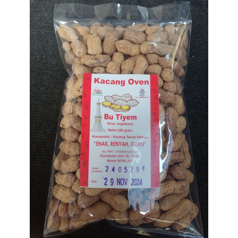 

Kacang Bu Tiyem Oven 250 Gram