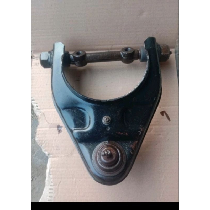 lower arm sayap atas L300 Diesel original cabutan