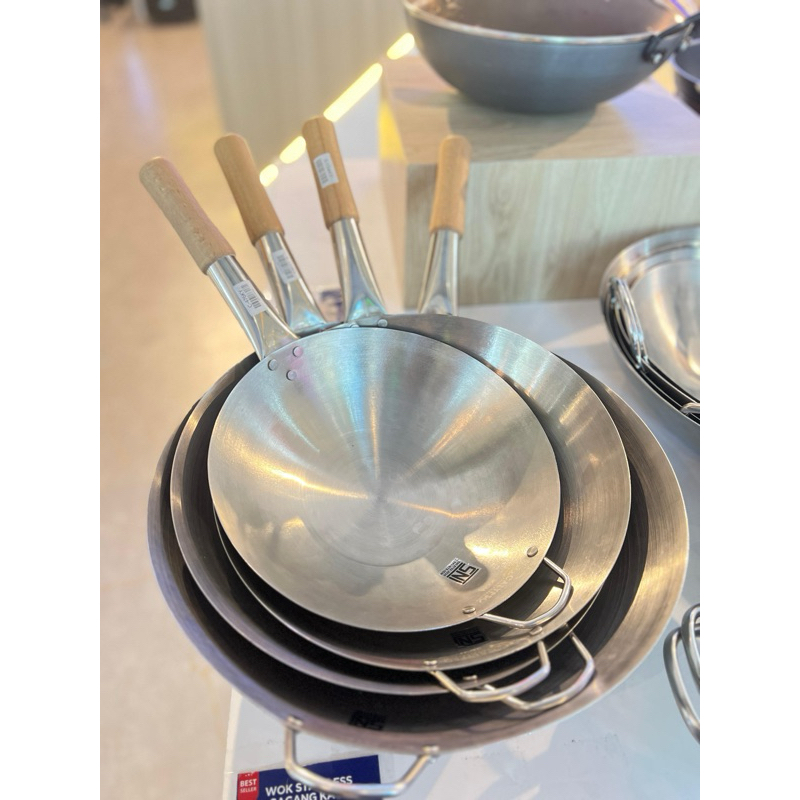 wok wajan gagang kayu