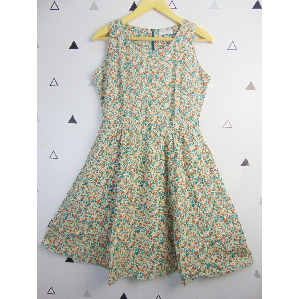 dress wanita pendek motif bunga
