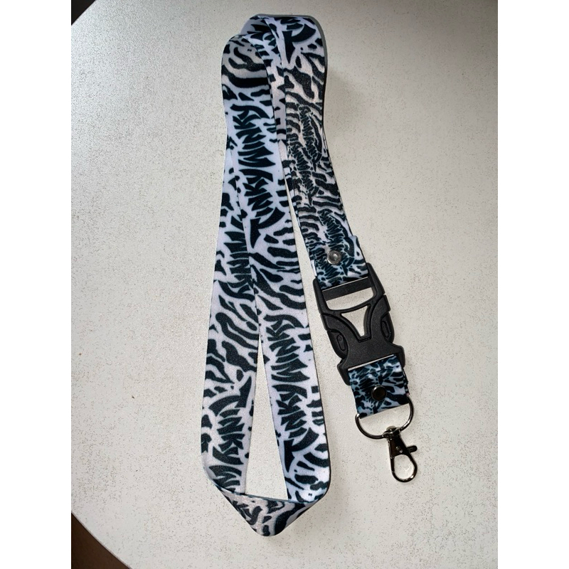 

TW LANYARD SHADOW BW .