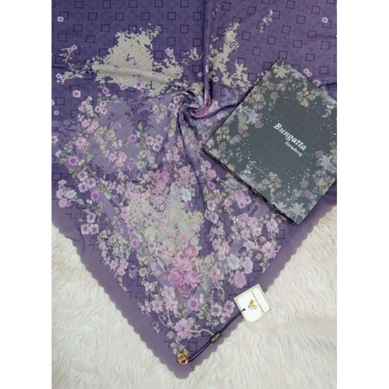 Hijab Segi4 Bungatta