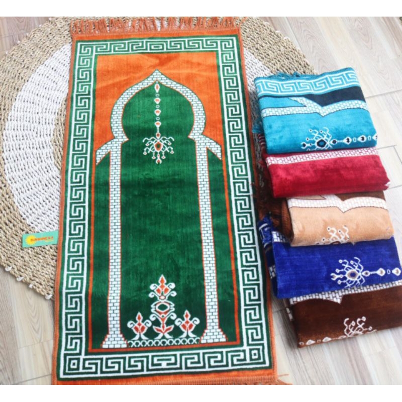 sajadah bludru/sajadah Aladin/