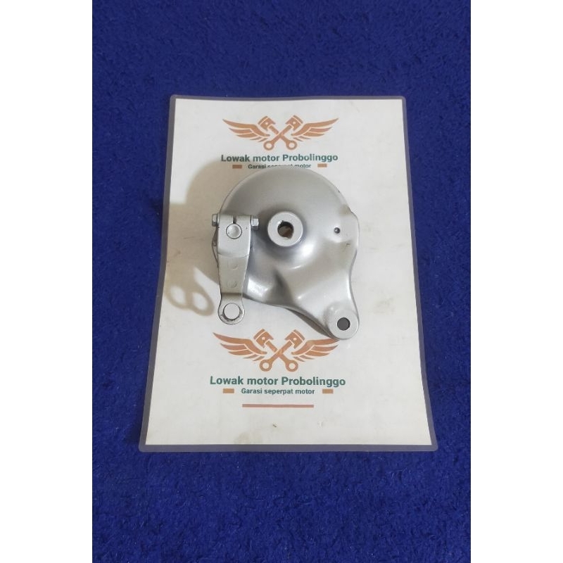 Tutup tromol belakang Tutup kampas belakang Honda c70 c70 c700 c800 Original
