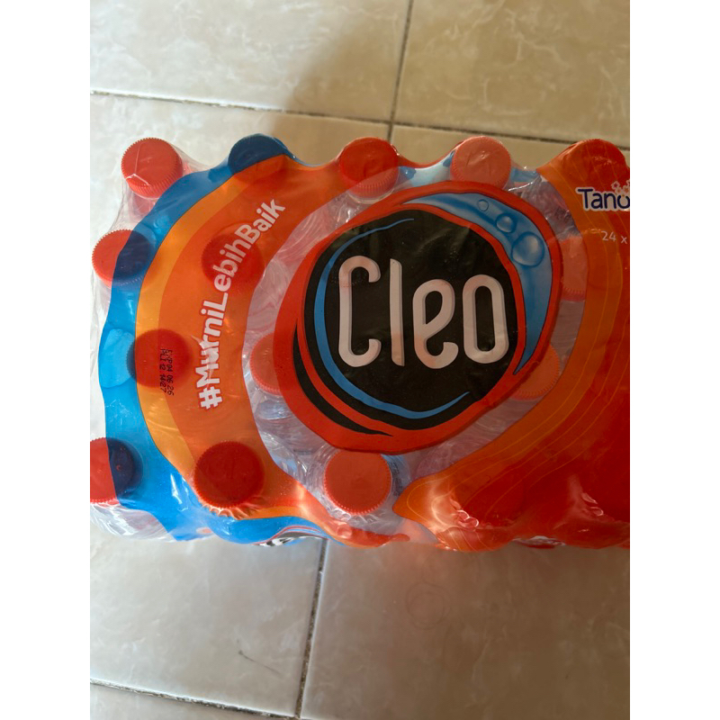 

Air mineral cleo isi 220 ml 1 pack isi 24 pcs