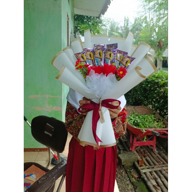 

Buket murah(paket untuk hadiah murid di sekolah)cuma30.000 an