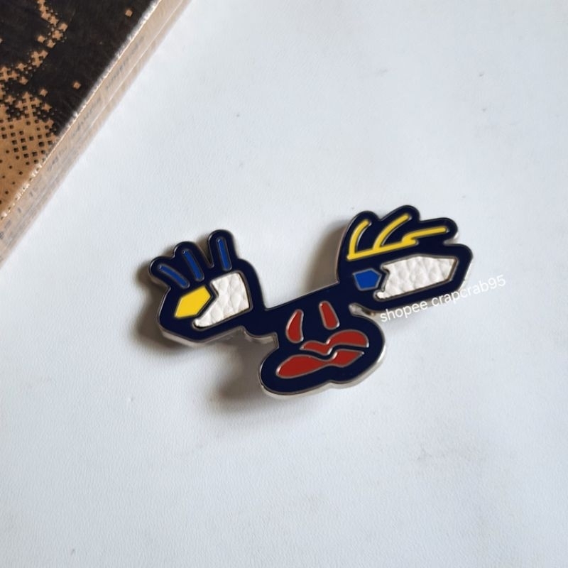 BTS merch made by artist V taehyung brooch bros face collection