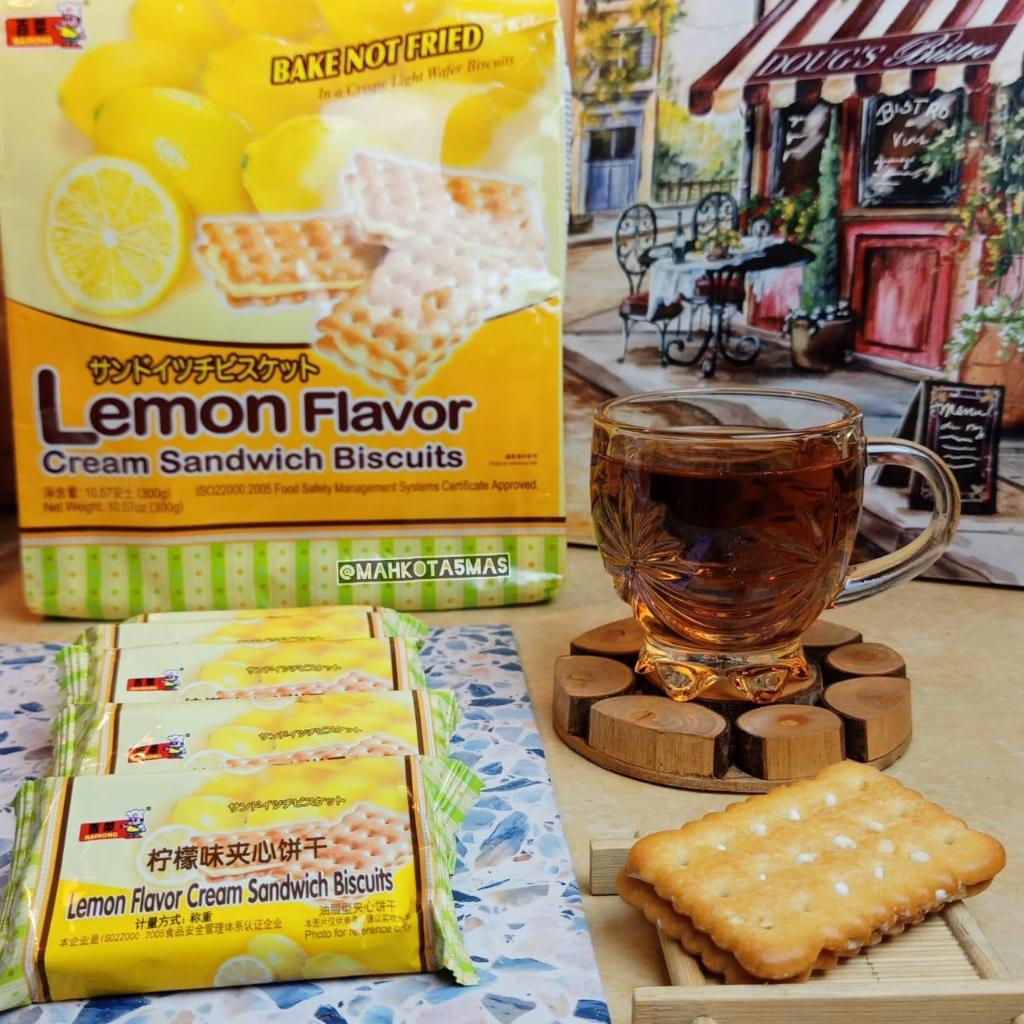 

Bairong Sandwich Biscuit 300gr Aneka Rasa lemon Flavour Cream Sandwich Biscuits