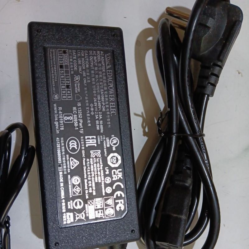 Adaptor TV LED / LCD LG 24 VOLT 2,5 A