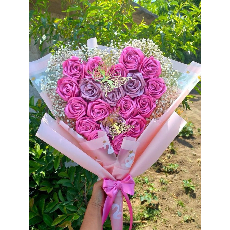 

pita satin flower butterfly bouquet