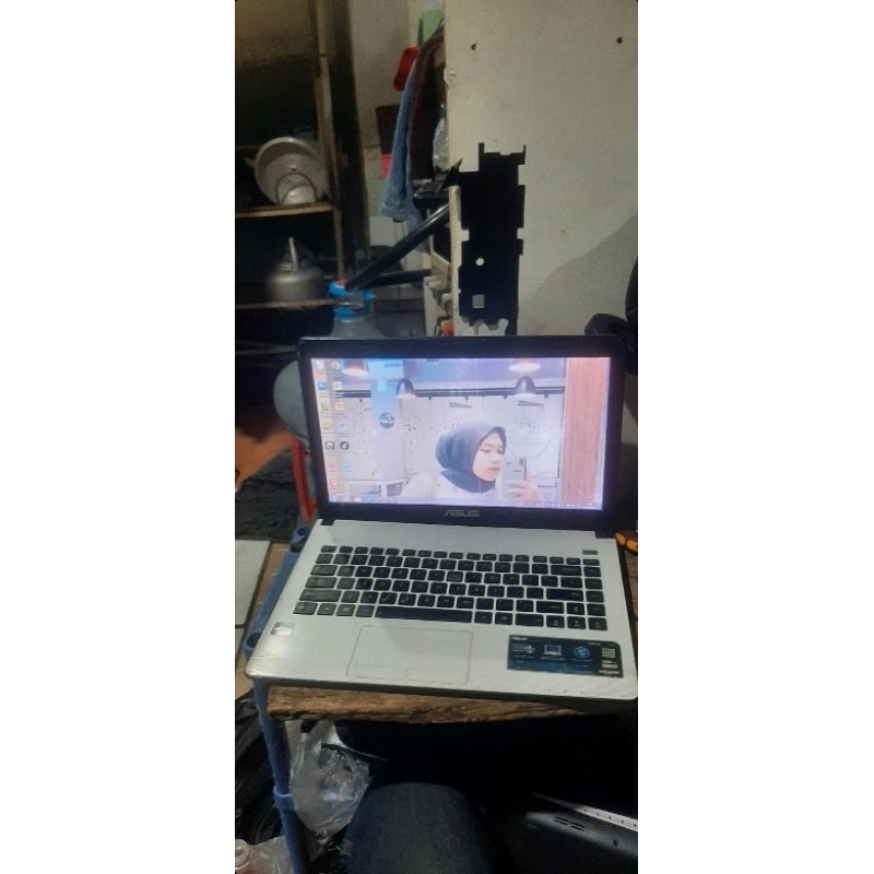 motherboard asus x401u amd c60 normal