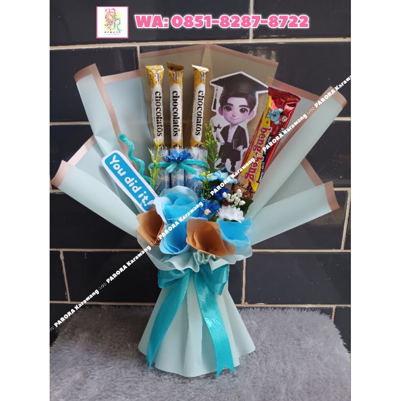 

Buket Karawang - PARORA (PRBS-060) Buket Snack 2 Macam, mix Bunga Artificial, Topper, Mercy, bisa request ganti tema & snack