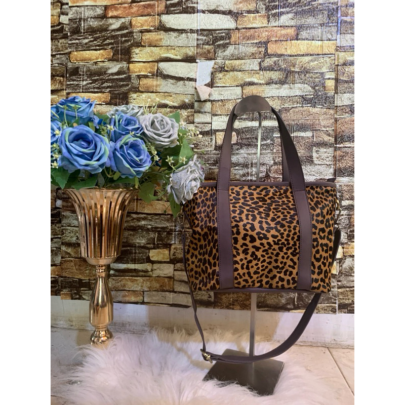 TOTE KULIT ASLI BULU MACAN