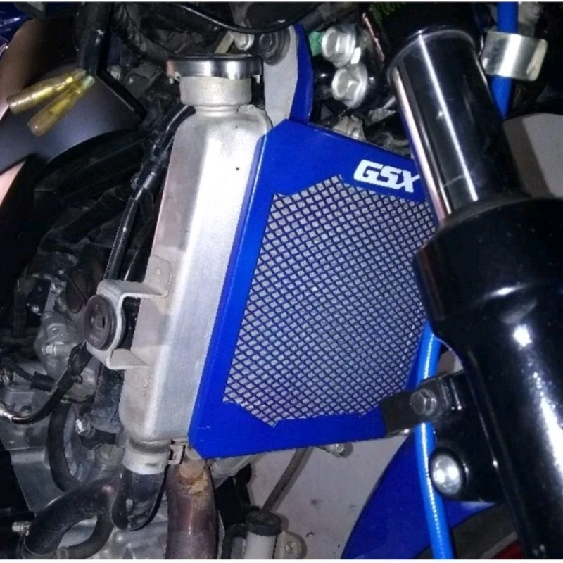 COVER RADIATOR GSX TUTUP RADIATOR SUZUKI GSX 150 R/S PELINDUNG SUZUKI GSX 150 R/S COVER RADIATOR SUZ