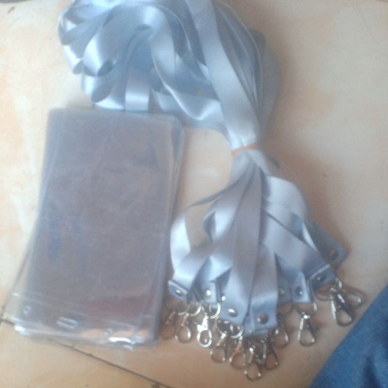 

kantong panitia beaar SET UK 11X17 /abu abu /plastik ID Card /Nametag