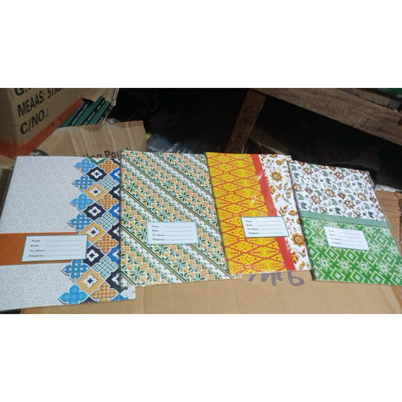 

SAMPUL BUKU BATIK, HARGA PERPAK ISI 20lembar